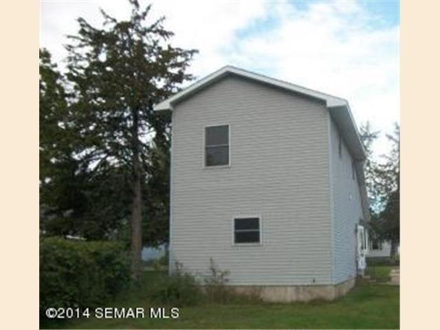 701 E Mark St, Winona, MN 55987 photo 4