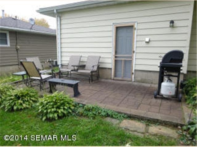 934 S 3rd Ave, Albert Lea, MN 56007 photo 4