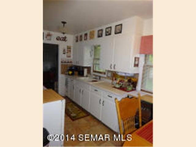 934 S 3rd Ave, Albert Lea, MN 56007 photo 8