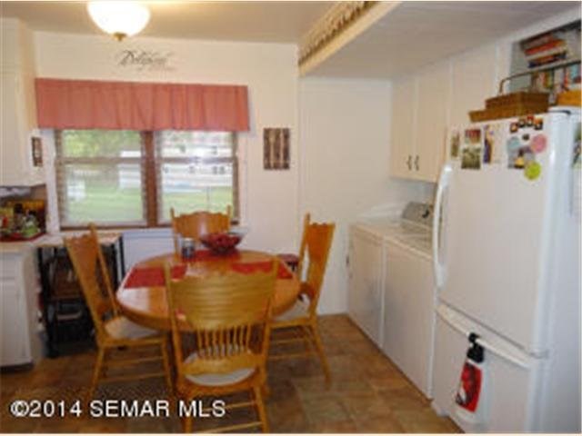 934 S 3rd Ave, Albert Lea, MN 56007 photo 10