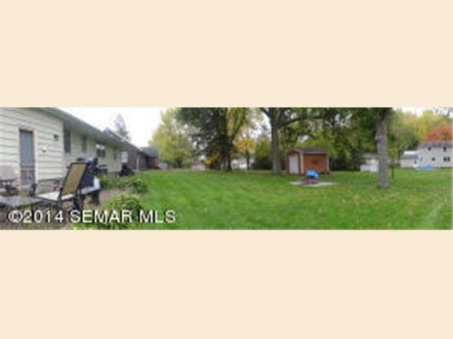 934 S 3rd Ave, Albert Lea, MN 56007 photo 3