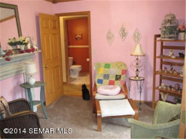 719 Hillcrest Ave, La Crescent, MN 55947 photo 13