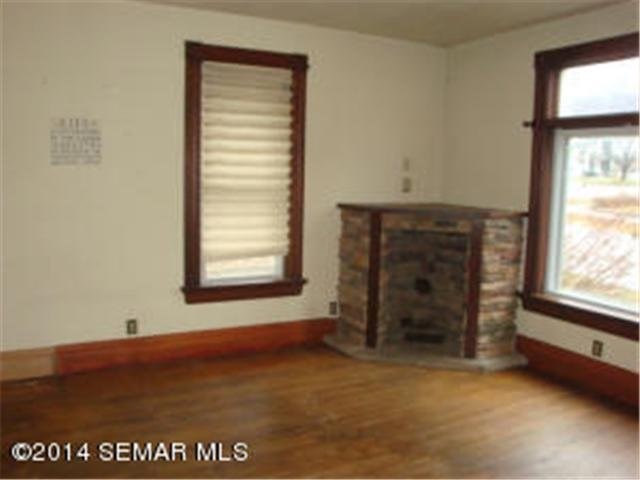 621 East Ave, Red Wing, MN 55066 photo 3