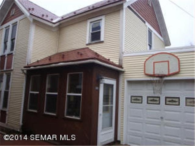 621 East Ave, Red Wing, MN 55066 photo 2