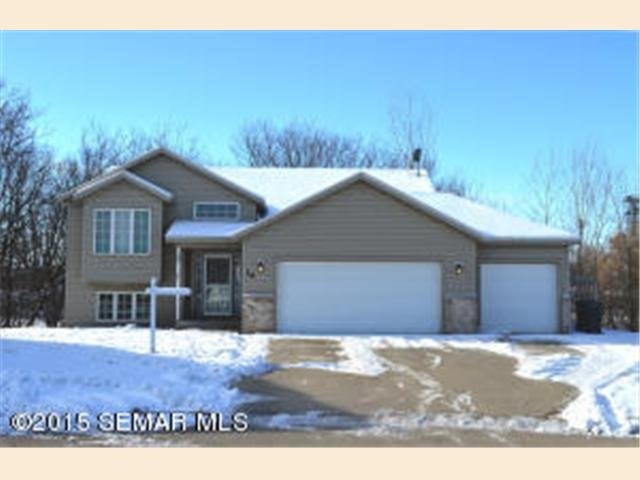 19 Rollins Dr, Elgin, MN 55932 photo 1