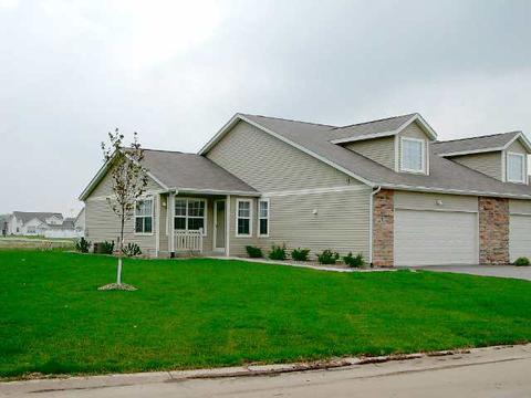 2650 Edgewood Dr, Beloit, WI 53511 photo 1