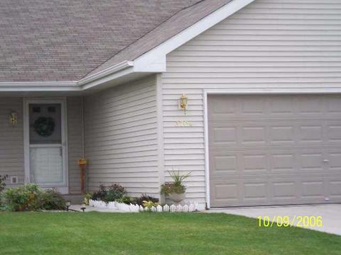 2550 Edgewood Dr, Beloit, WI 53511 photo 1