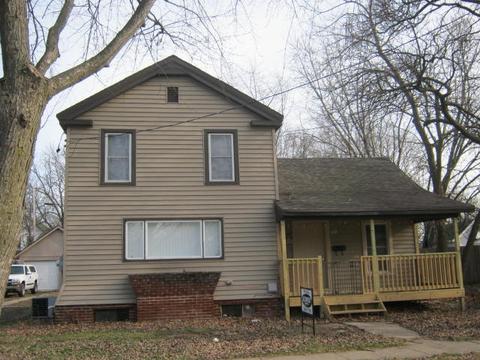 741 Oak St, Beloit, WI 53511 photo 1