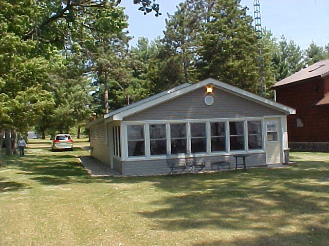 w425 Apache Lane, Montello, WI 53949 photo 1