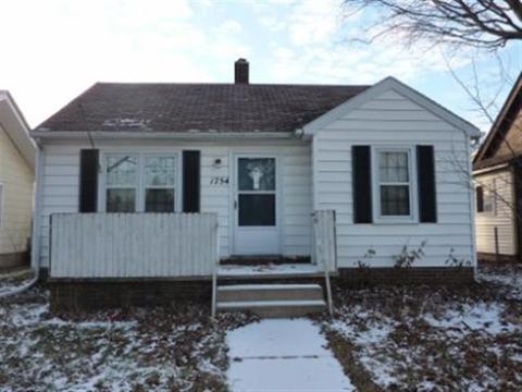 1754 Porter Ave, Beloit, WI 53511 photo 1