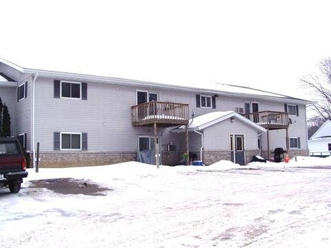 204 S East St, Wonewoc, WI 53968 photo 1