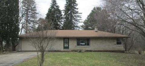 15065 Pershing Dr, Brookfield, WI 53005 photo 1