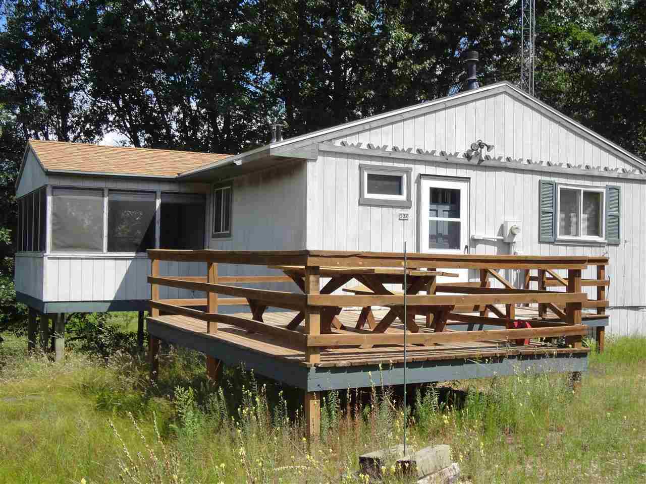 320 Fish Ct, Oxford, WI 53952 photo 1