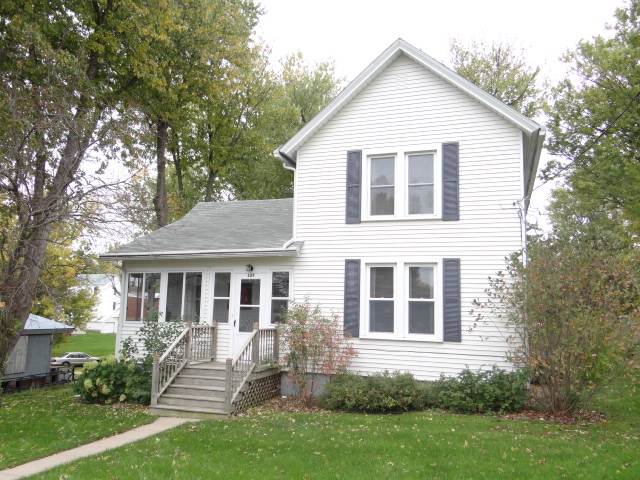 127 W College St, Patch Grove, WI 53817 photo 1