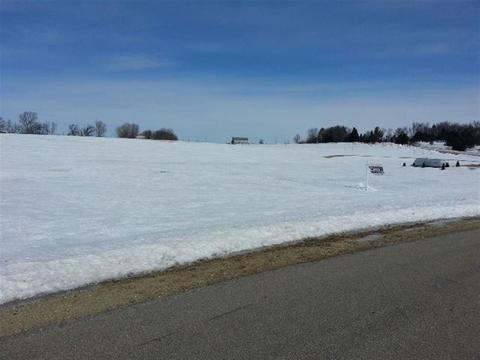 3190 Castleton Xing, Windsor, WI 53598 photo 1