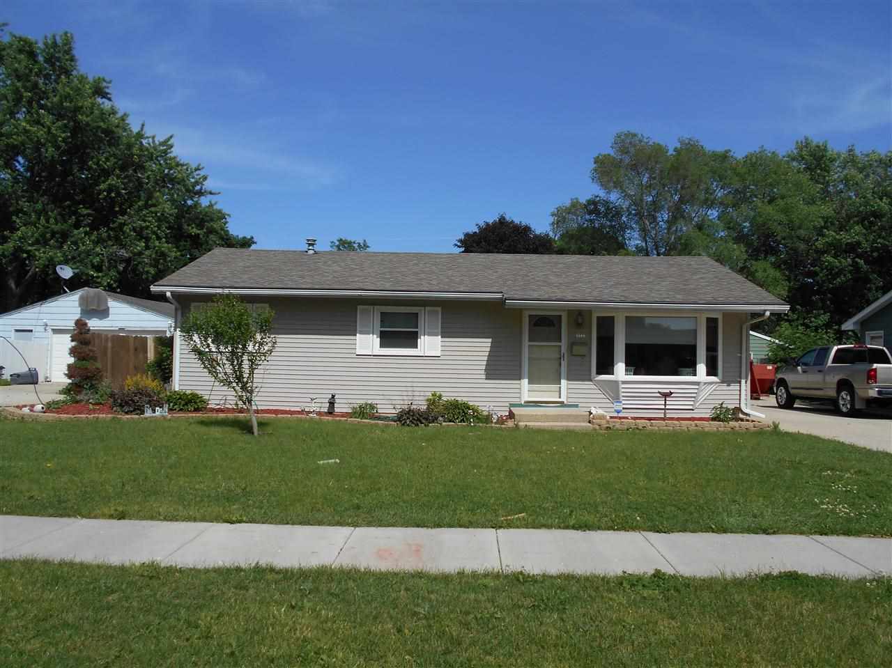 1345 Grant St, Beloit, WI 53511 photo 1