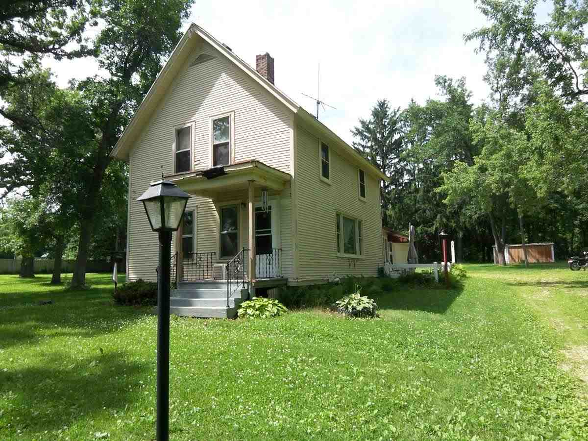 3713 W Spring Creek Rd, Beloit, WI 53511 photo 1