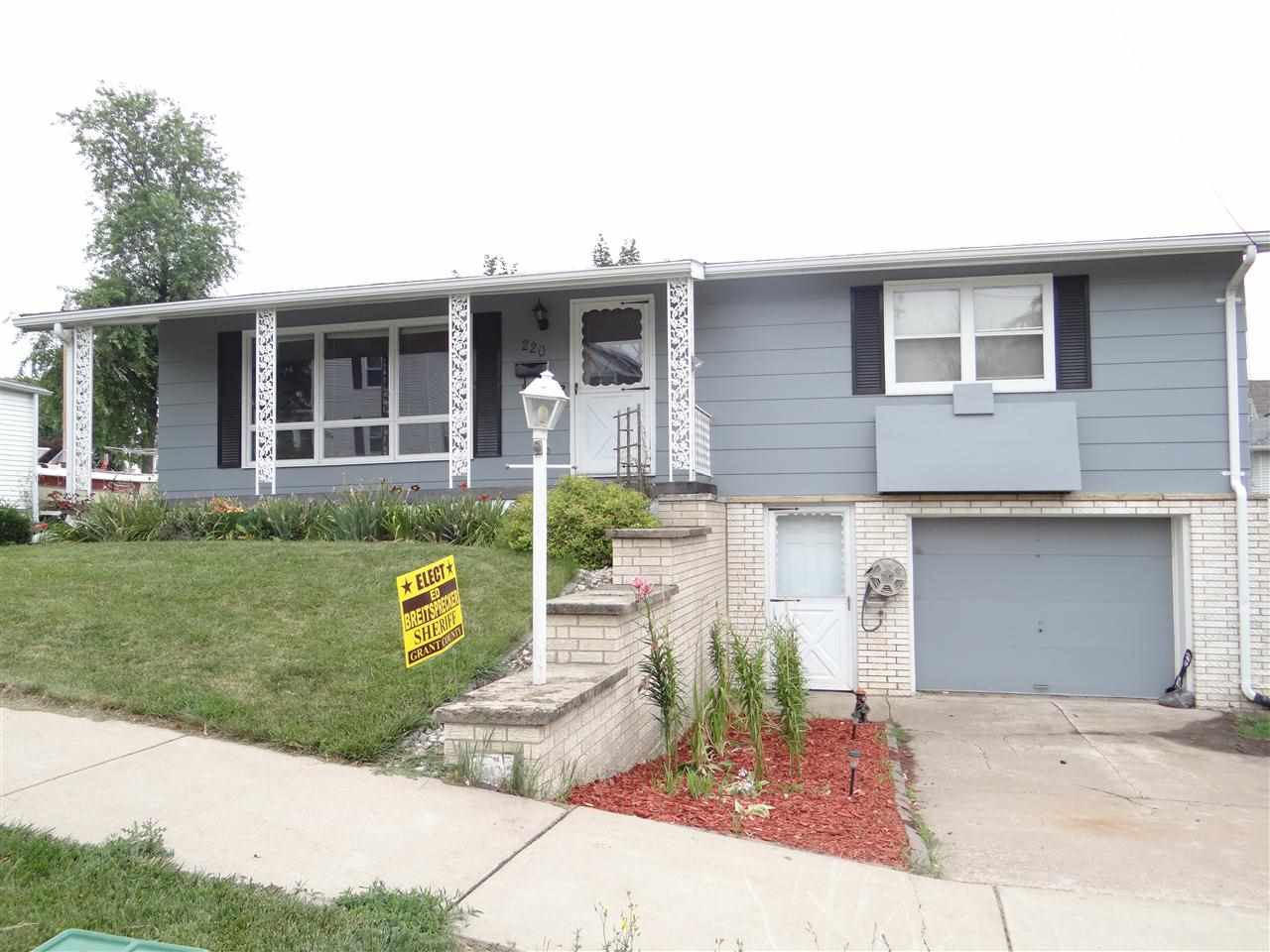 220 E Hickory St, Lancaster, WI 53813 photo 1