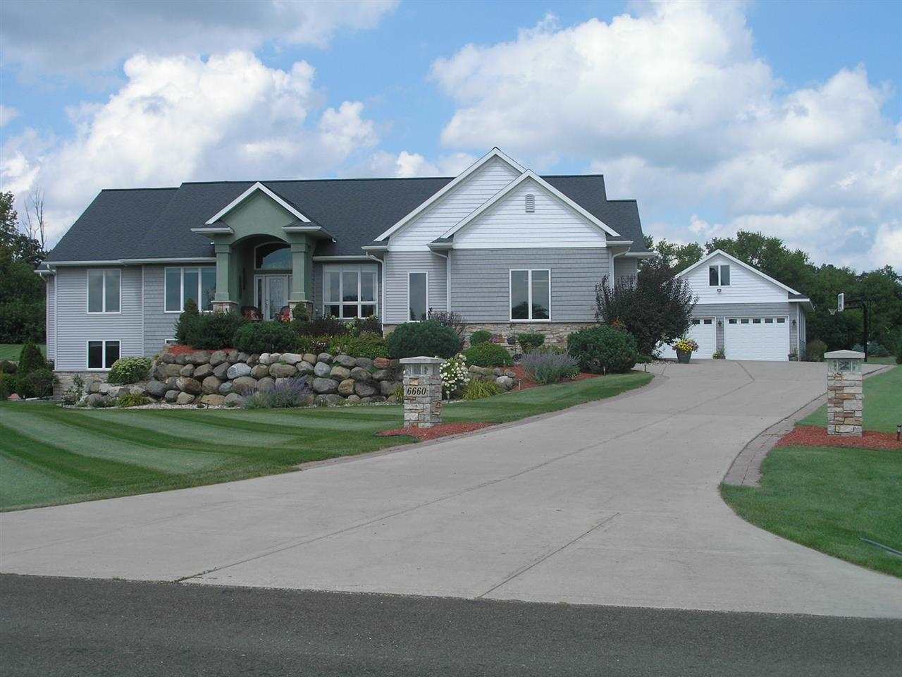 6660 Millstone Cir, De Forest, WI 53532 photo 1