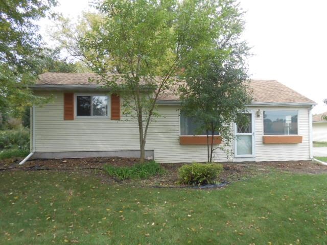 3368 S Prairie Ave, Beloit, WI 53511 photo 1