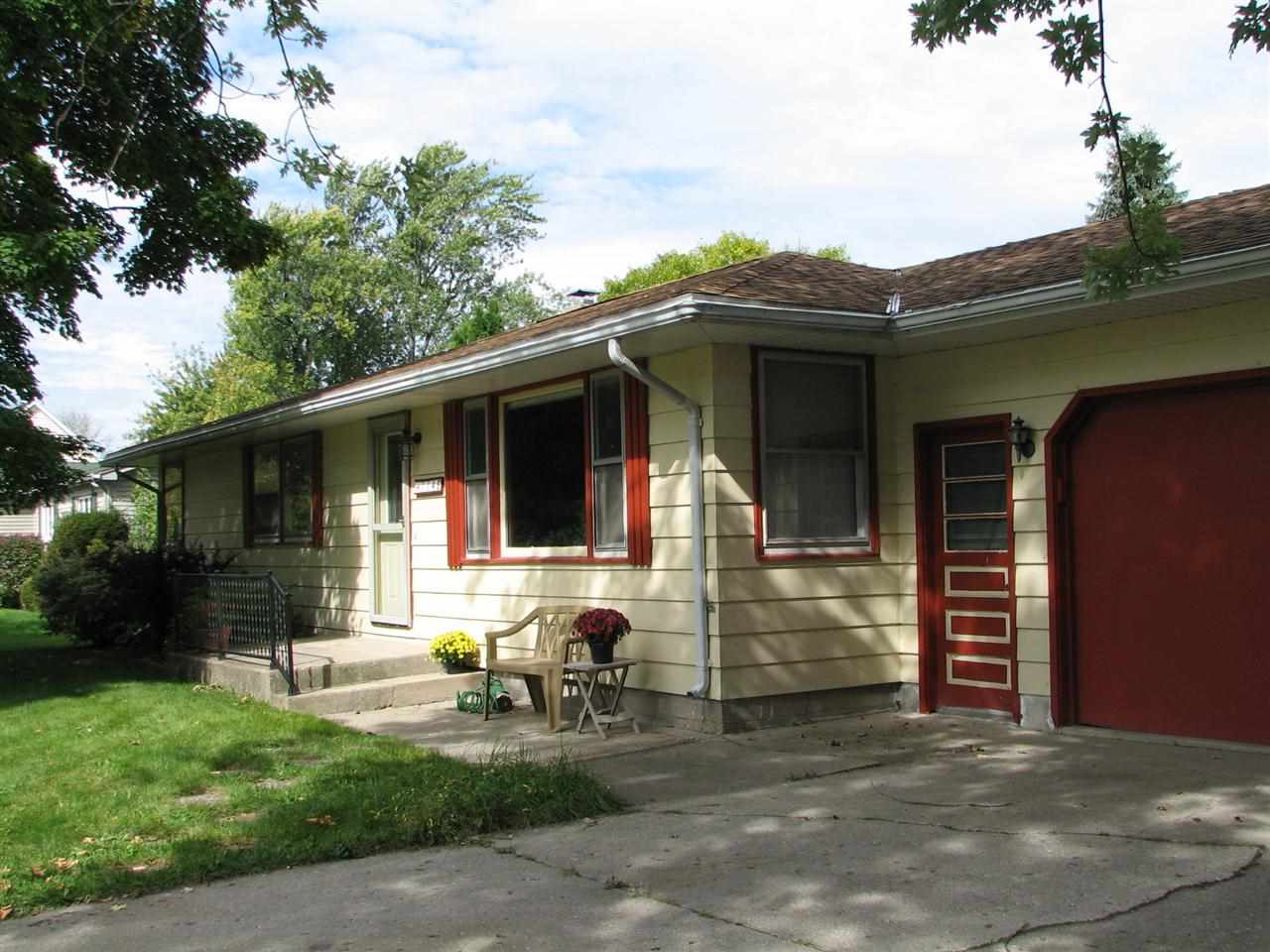114 E High St, Milton, WI 53563 photo 1