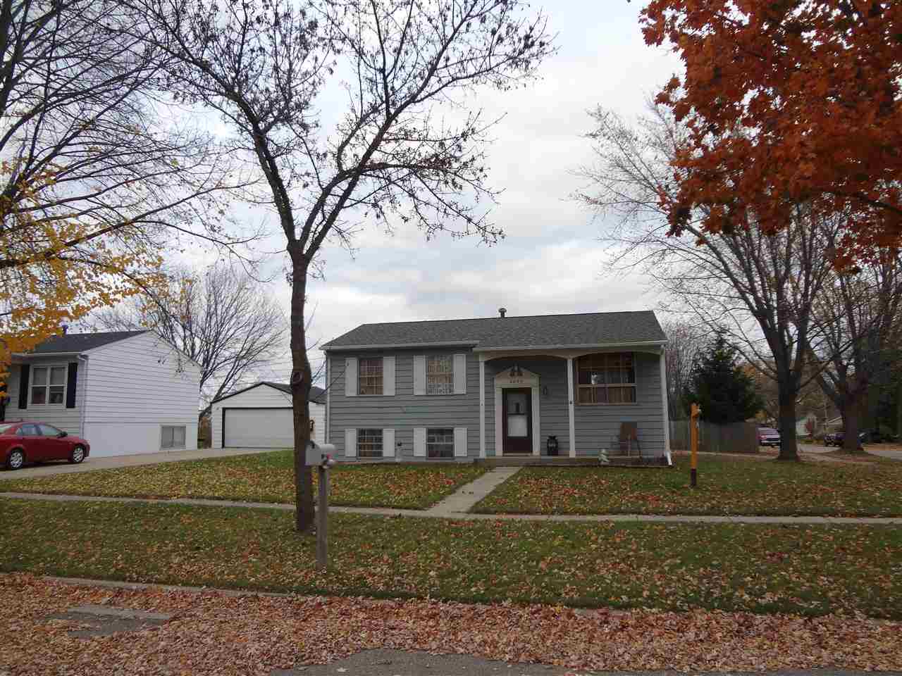 2035 Sun Valley Dr, Beloit, WI 53511 photo 1