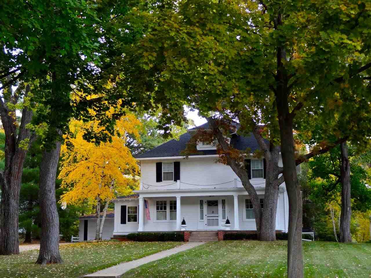 564 S Jackson St, Waterloo, WI 53594 photo 1