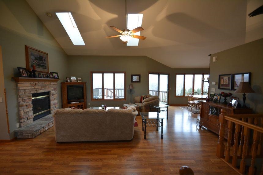 7805 Schurch Rd, Barneveld, WI 53507 photo 1