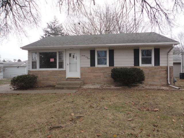 2043 Pioneer Dr, Beloit, WI 53511 photo 1