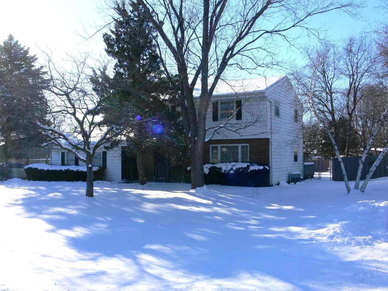 2414 Sunshine Ln, Beloit, WI 53511 photo 1