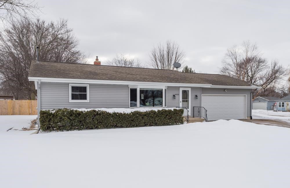 4435 2nd St, Windsor, WI 53598 photo 1