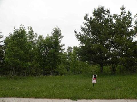 291 Moraine Dr, Ripon, WI 54971