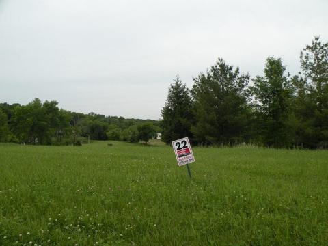 301 Drumlin Loop, Ripon, WI 54971 photo 3