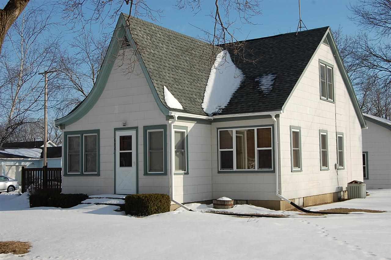 602 13th St, Brodhead, WI 53520 photo 1