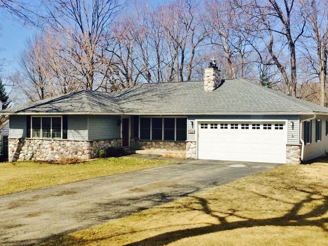 919 Magdeline Dr, Madison, WI 53704 photo 1