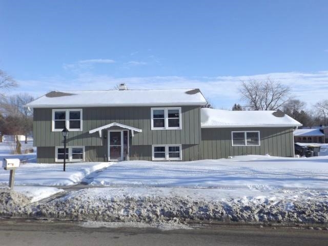 242 11th Ave, Monroe, WI 53566 photo 1