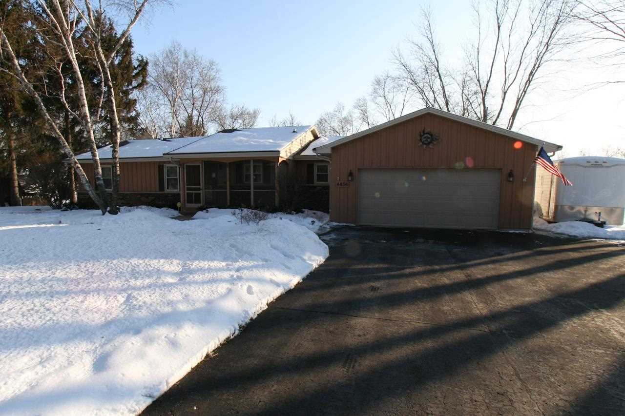 4456 E Hillcrest Dr, Milton, WI 53563 photo 1