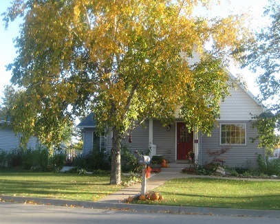 409 Elm St, Lancaster, WI 53813 photo 1