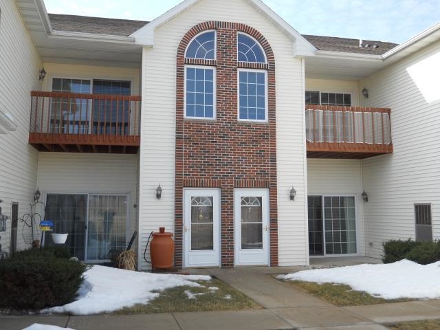 1604 Commonwealth Dr #7, Fort Atkinson, WI 53538 photo 1