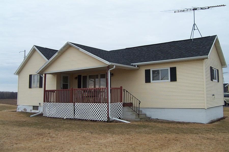 n9668 Hass Road, Van Dyne, WI 54979 photo 1