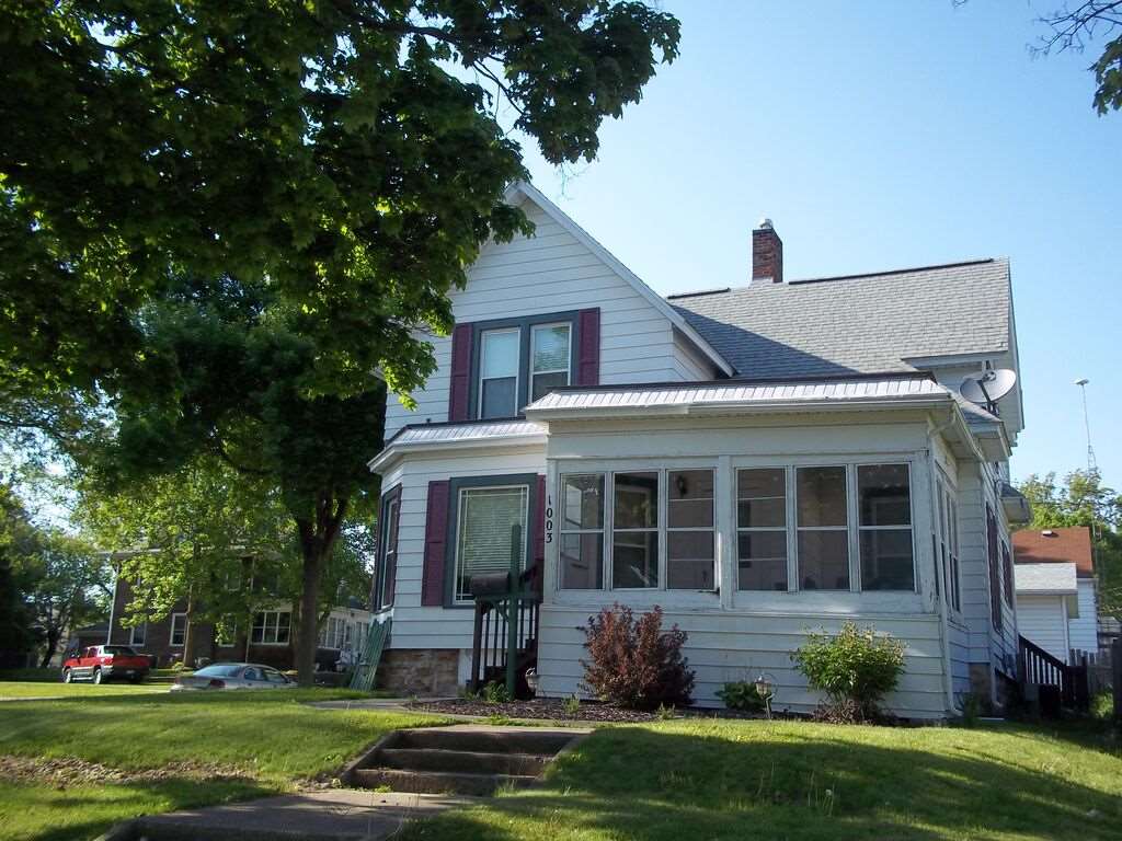 1003 11th St, Monroe, WI 53566 photo 1