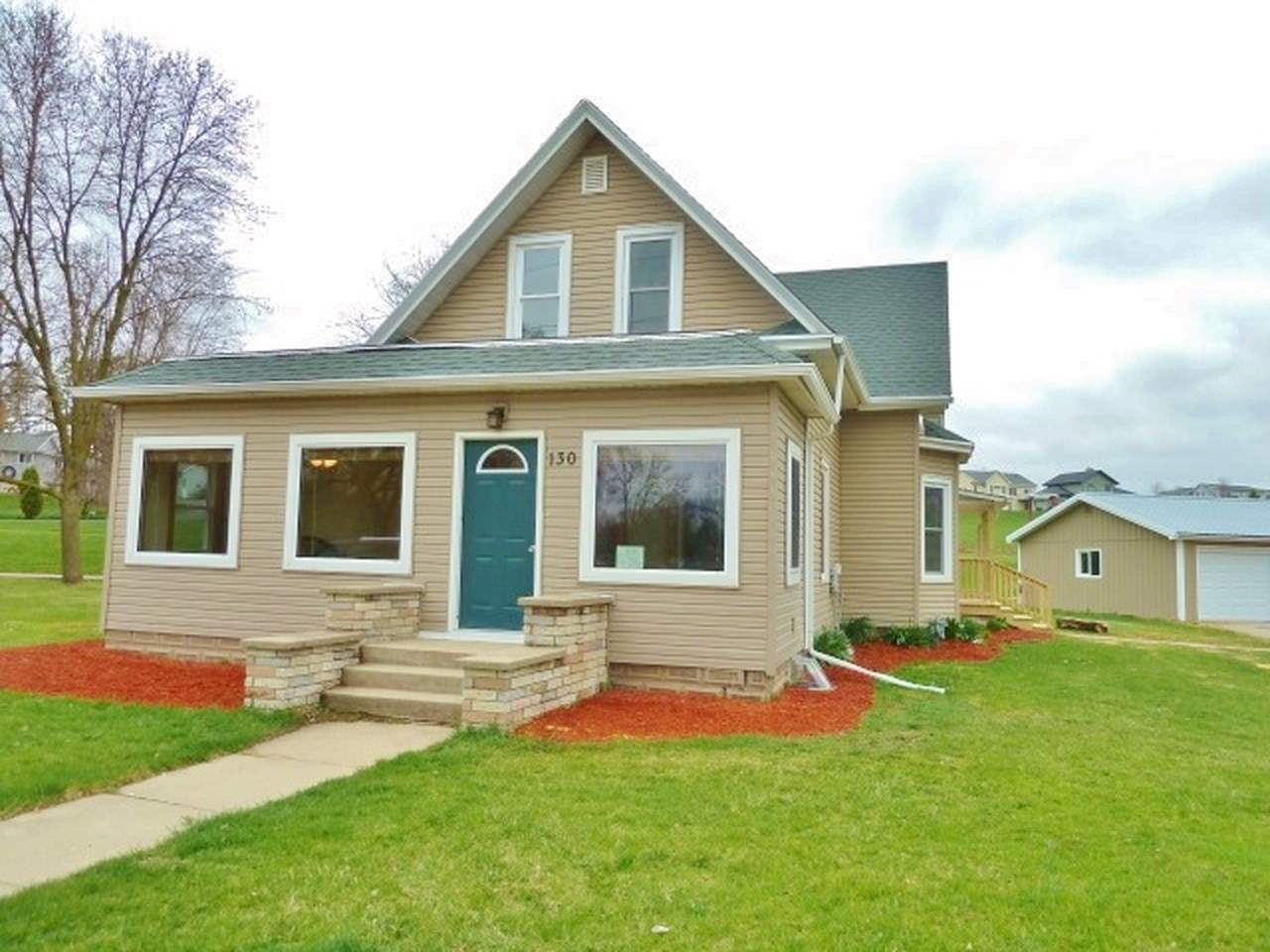 130 N Main St, Fall River, WI 53932 photo 1