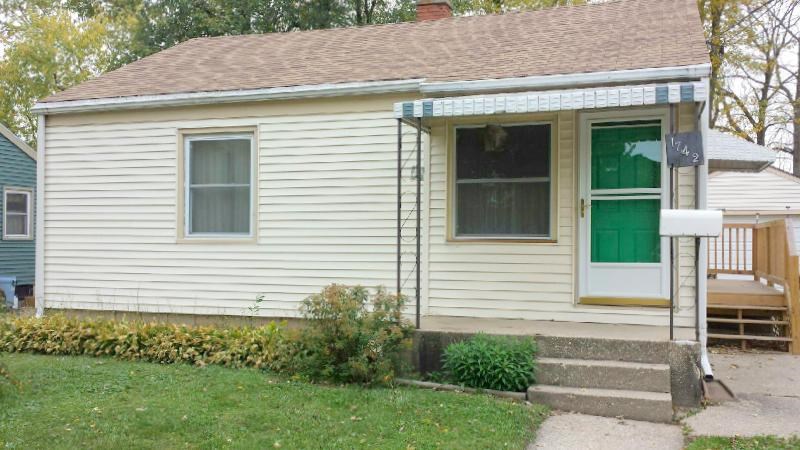 1742 Chapman Ave, Beloit, WI 53511 photo 1
