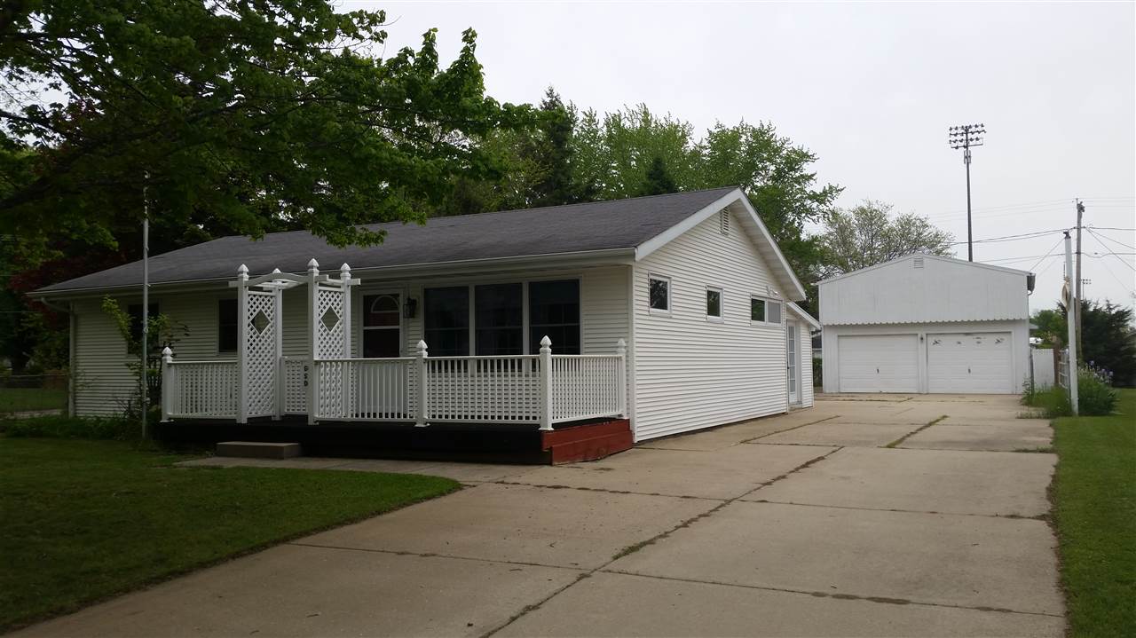 2321 Sunshine Ln, Beloit, WI 53511 photo 1