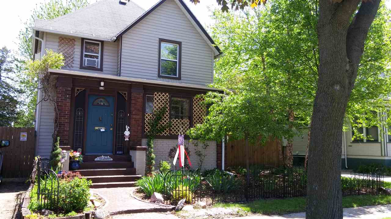 949 8th St, Beloit, WI 53511 photo 1
