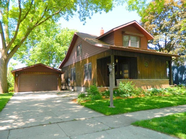 803 W 3rd Ave, Brodhead, WI 53520 photo 1