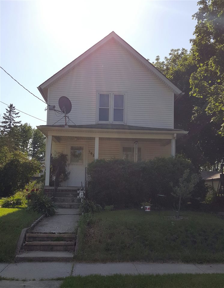 1038 Tenth St, Beloit, WI 53511 photo 1