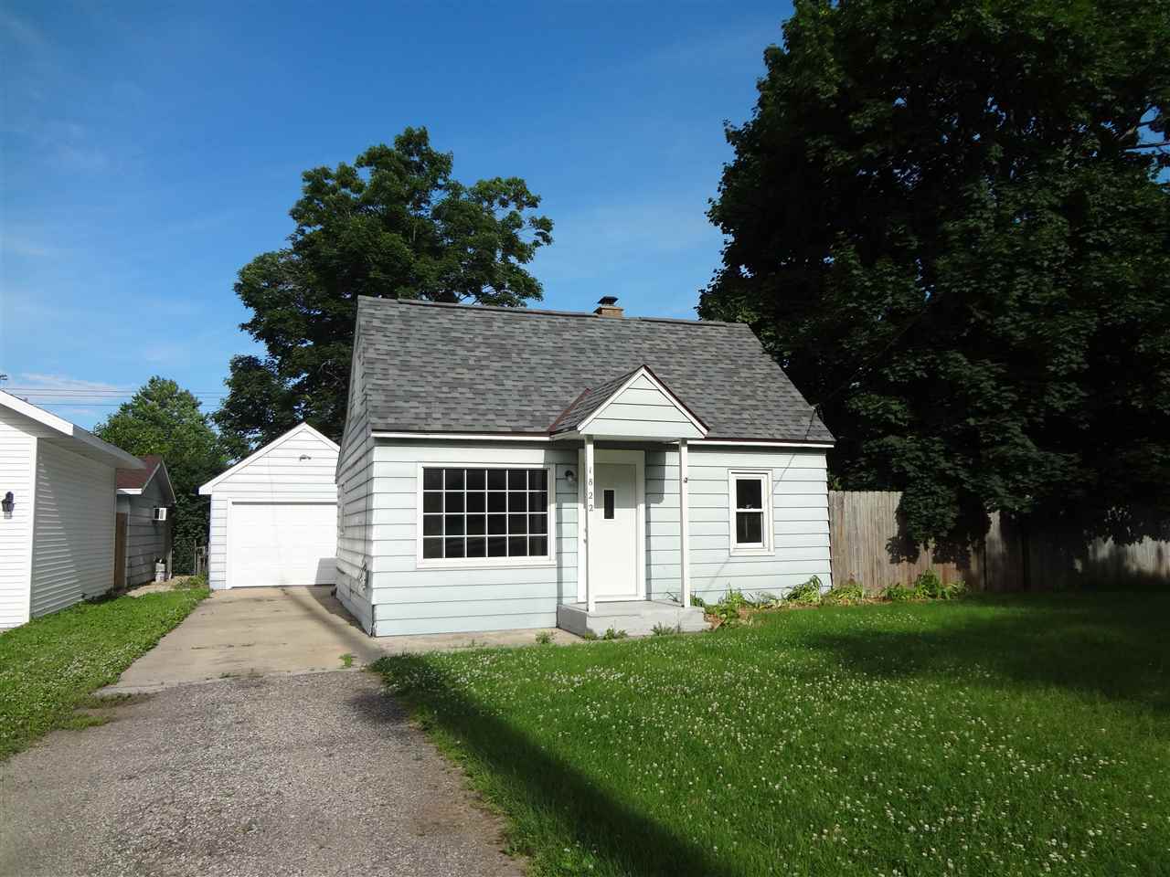 1822 Mckinley Ave, Beloit, WI 53511 photo 1