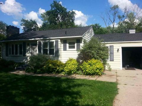 2505 E Hill Rd, Beloit, WI 53511 photo 1