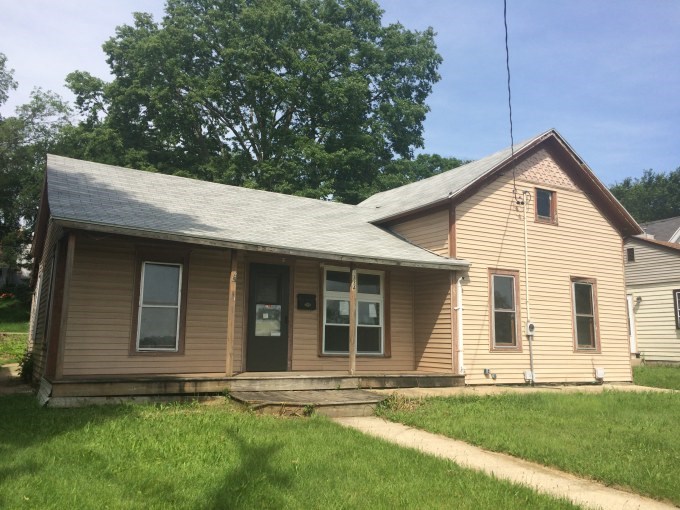 1334 6th St, Beloit, WI 53511 photo 1
